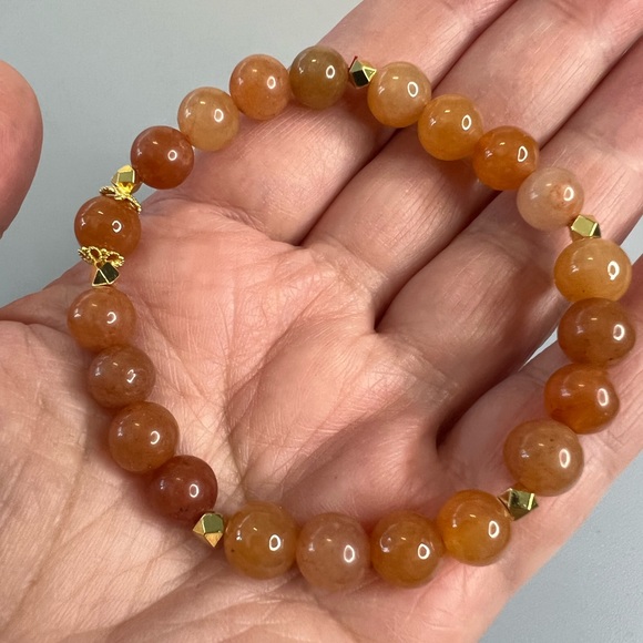 Rich red agate 8mm with alluvial gold beads stretchy bracelet - Picture 6 of 7